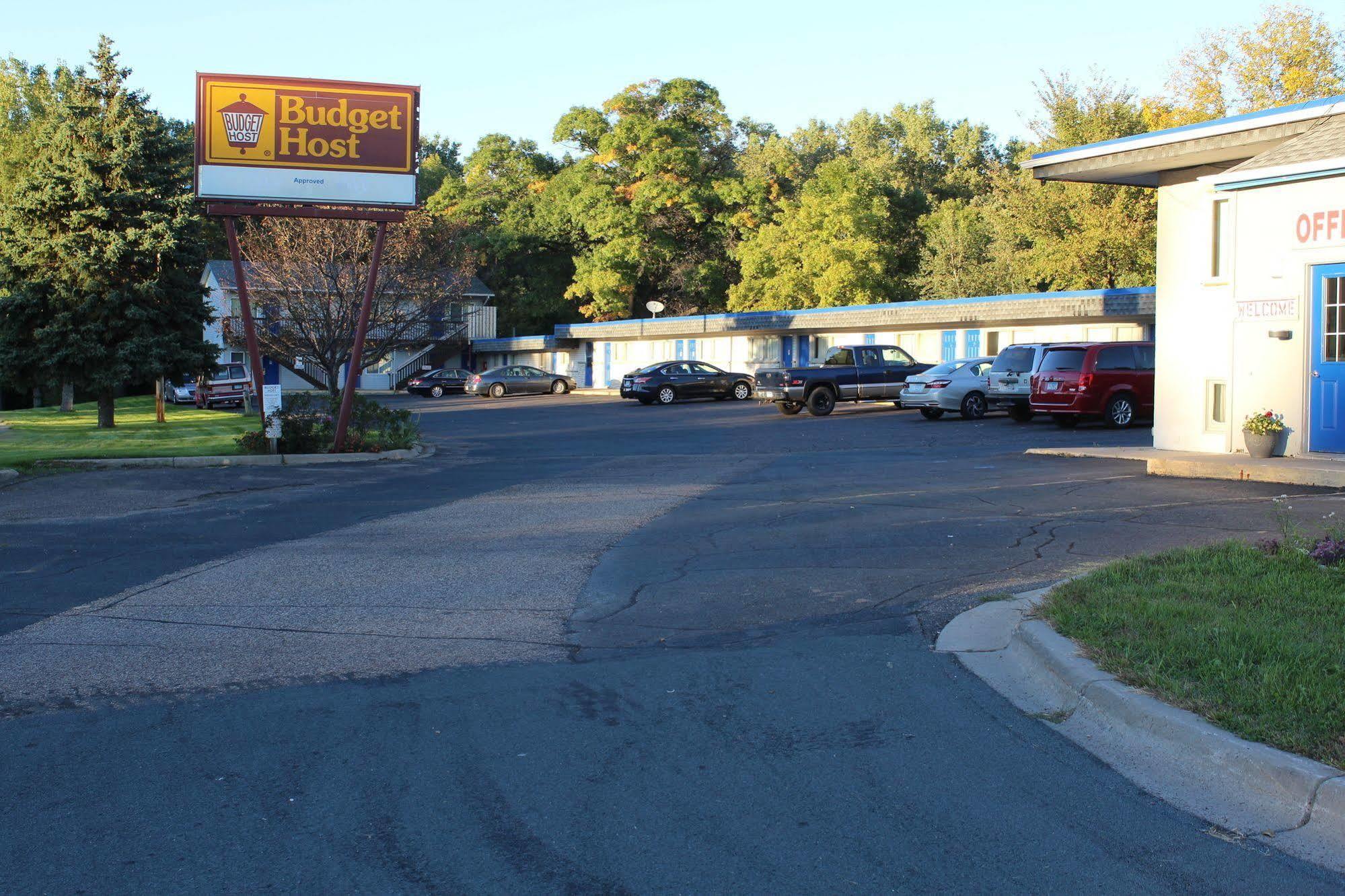 Budget Host Inn Fridley Bagian luar foto